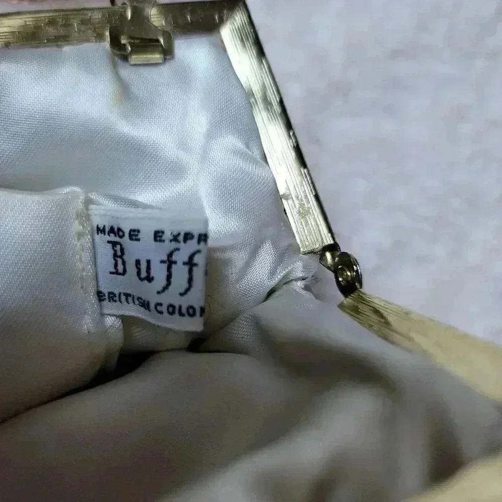 Buffums vintage tapestry small gold chain purse made in Hong 1950-60 Era… - Picture 6 of 9